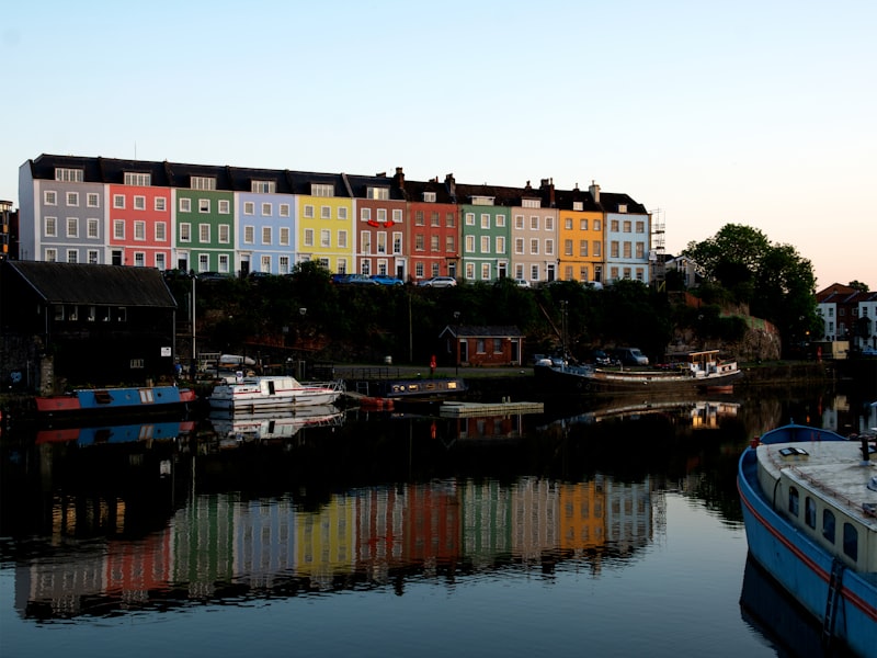 Bristol&rsquo;s colourful harbourside